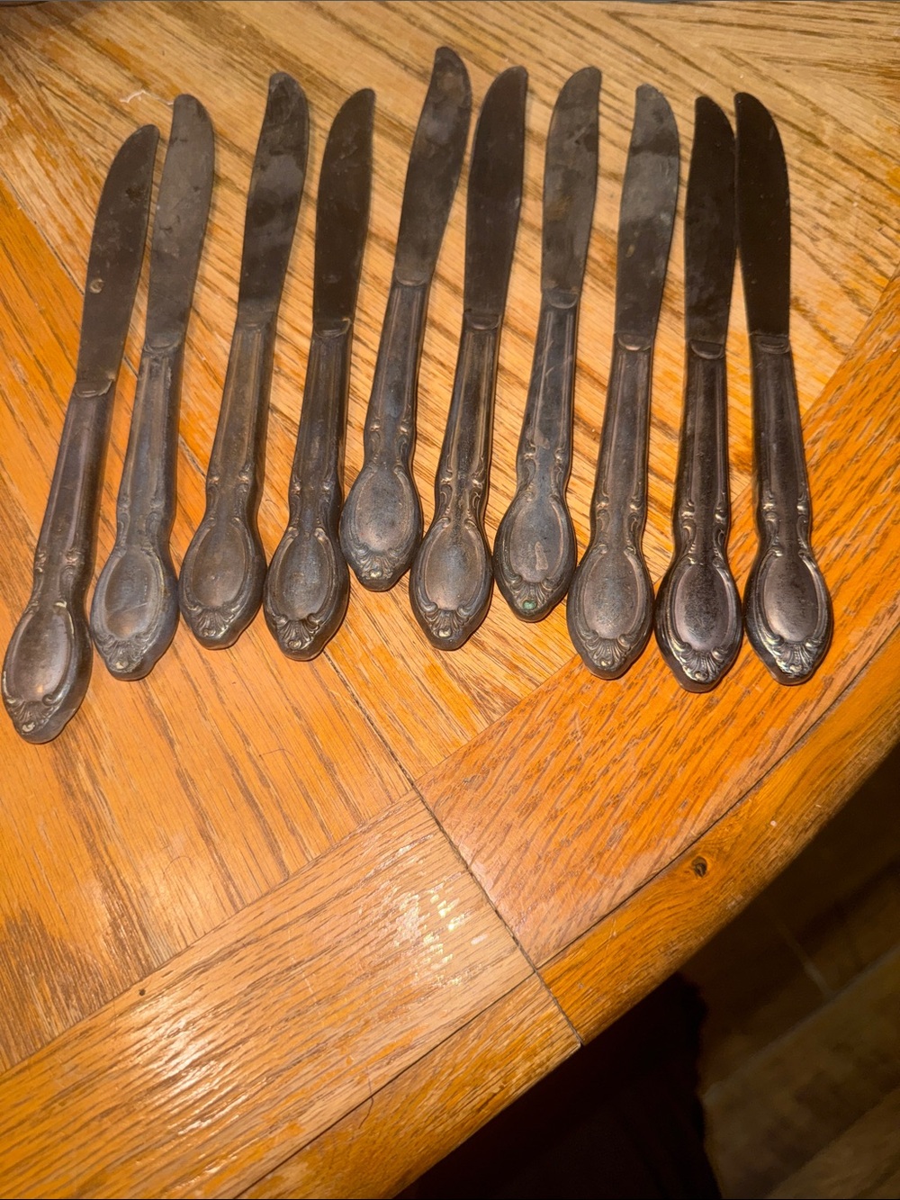 WM ROGERS FLATWARE - Picture 4 of 5